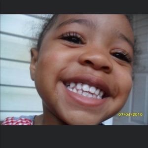 Meet your Posher, Avery